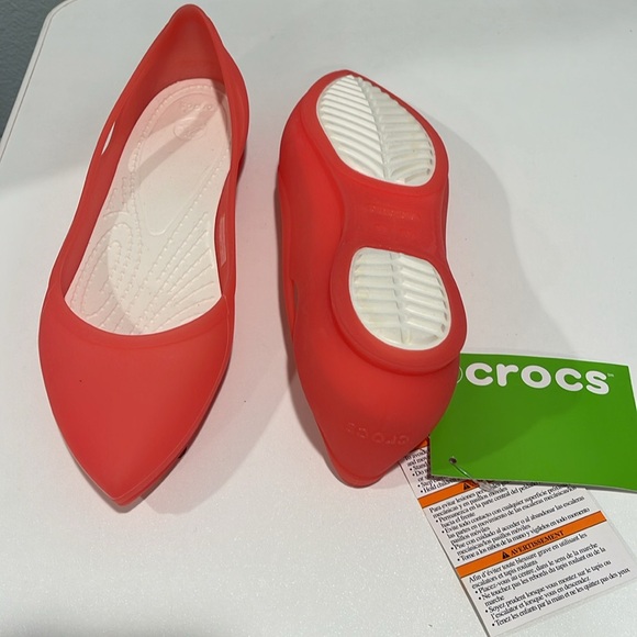Crocs Women's Rio Pointed Toe Slip On Ballet Coral Flats, Size 6 - Picture 2 of 3